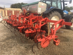 Maschio Gaspardo HS-8 R 3MDD - meziřádková plečka s přihnojováním