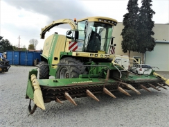 Krone BIG X 650 + EasyCollect + Pickup