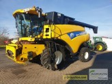 New Holland CR9060 Elevation