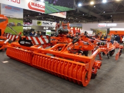 Dracula pro intenzivní zpracování půdy