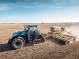 Nová generace traktorů New Holland řady T8