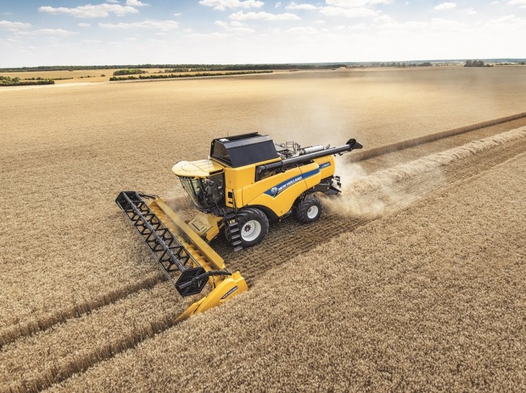 New Holland CX7 a CX8