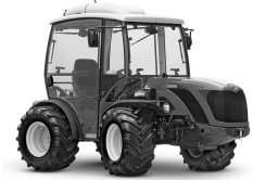 Horský traktor s nízkým těžištěm