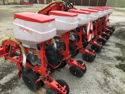 Maschio Gaspardo Manta MTR 8 řádků - přesný secí stroj