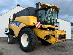 New Holland CX8080SL + BISO CropRanger VX750 TrendLine