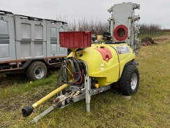 Tažený rosič KMS Rinklin NSP 1000