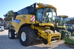 New Holland CX8080SL + BISO VX850 CropRanger Highline