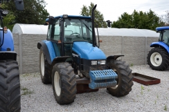 New Holland Ford 7635
