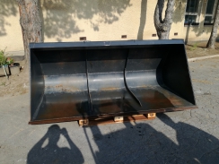 Lopata pro manipulátor New Holland LM