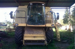 Sklízecí mlátička New Holland TX66