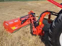 Stranový mulčovač MASCHIO GIRAFFA 160 - PRODÁNO Stranový mulčovač MASCHIO GIRAFFA 160 - PRODÁNO