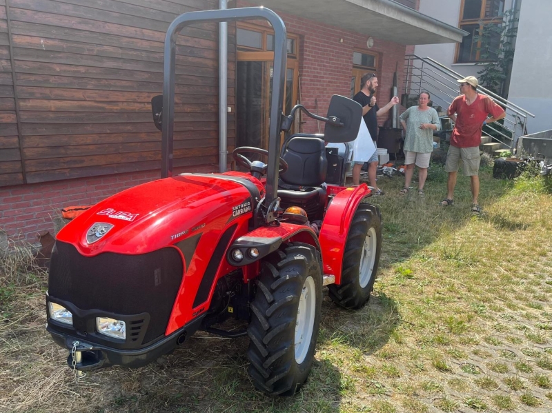Odovzdanie kompaktného traktora Antonio Carraro Tigre 3800