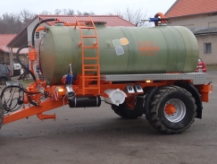 Traktorová cisterna NEPTUN 8