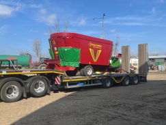 Odovzdanie kŕmneho vozu Strautmann Verti-Mix 1801 Double