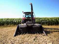 Nesené rezačky za traktor od spoločnosti Celikel