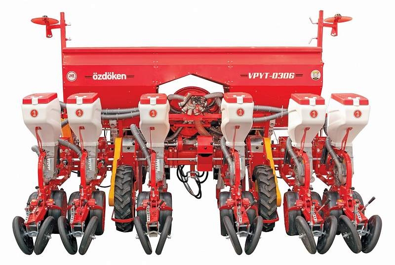 Předání přesného secího stroje Ozdoken VPYT-DG306