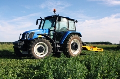 New Holland T5050 Plus - nová posila ve strojové stáji Vinařství Kosík