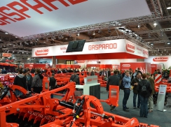 Agritechnica 2015 v červeném