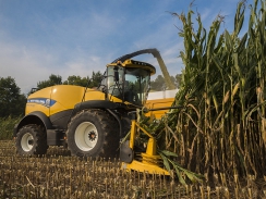 Adaptér na kukuřici New Holland se systémem Stalkbuster